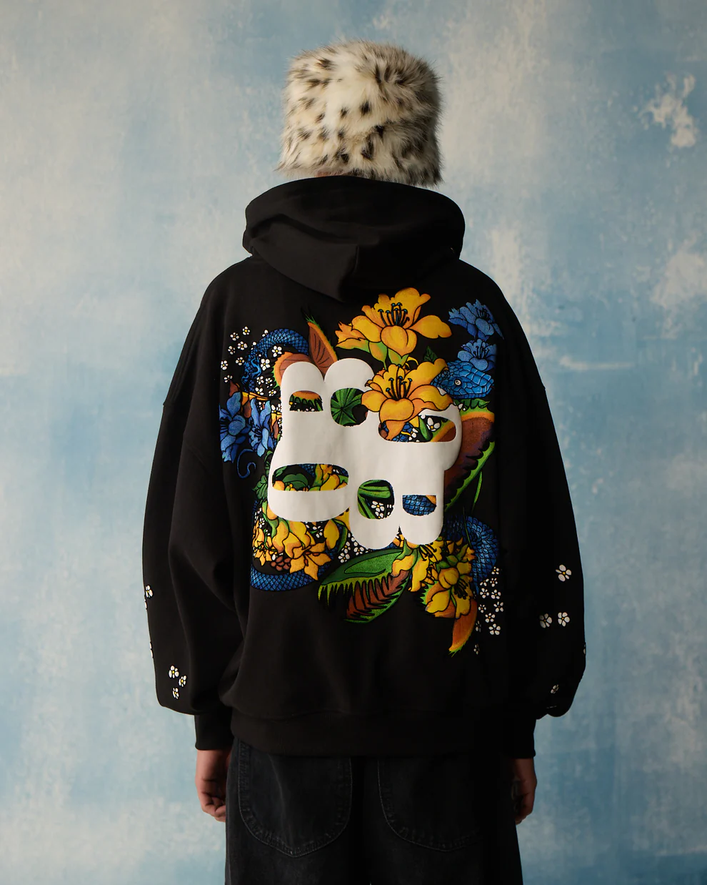 Black Poison Petals Zipper Hoodie — Gallery View 1
